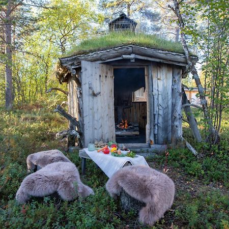 Moekki - The White Blue Wilderness Lodge Inari Exterior foto